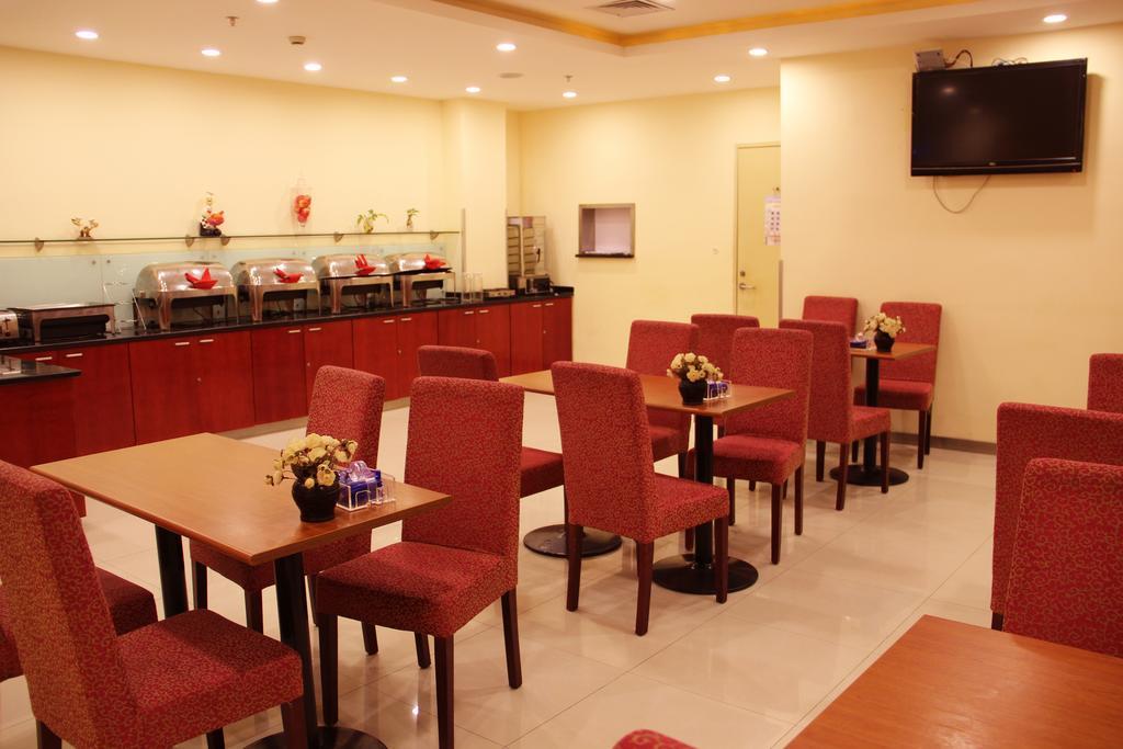 Hanting Hotel Shenyang Zhongshan Square Exterior foto