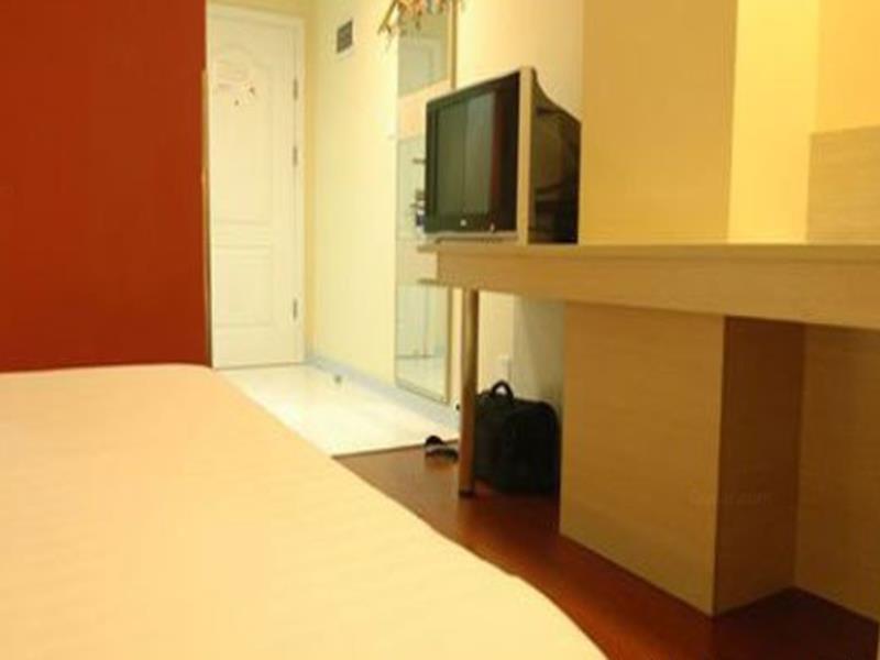 Hanting Hotel Shenyang Zhongshan Square Exterior foto